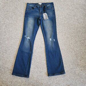 NWT Kendall & Kylie Kurvy Mid-Rise Baby Boot Jeans Size 11/12